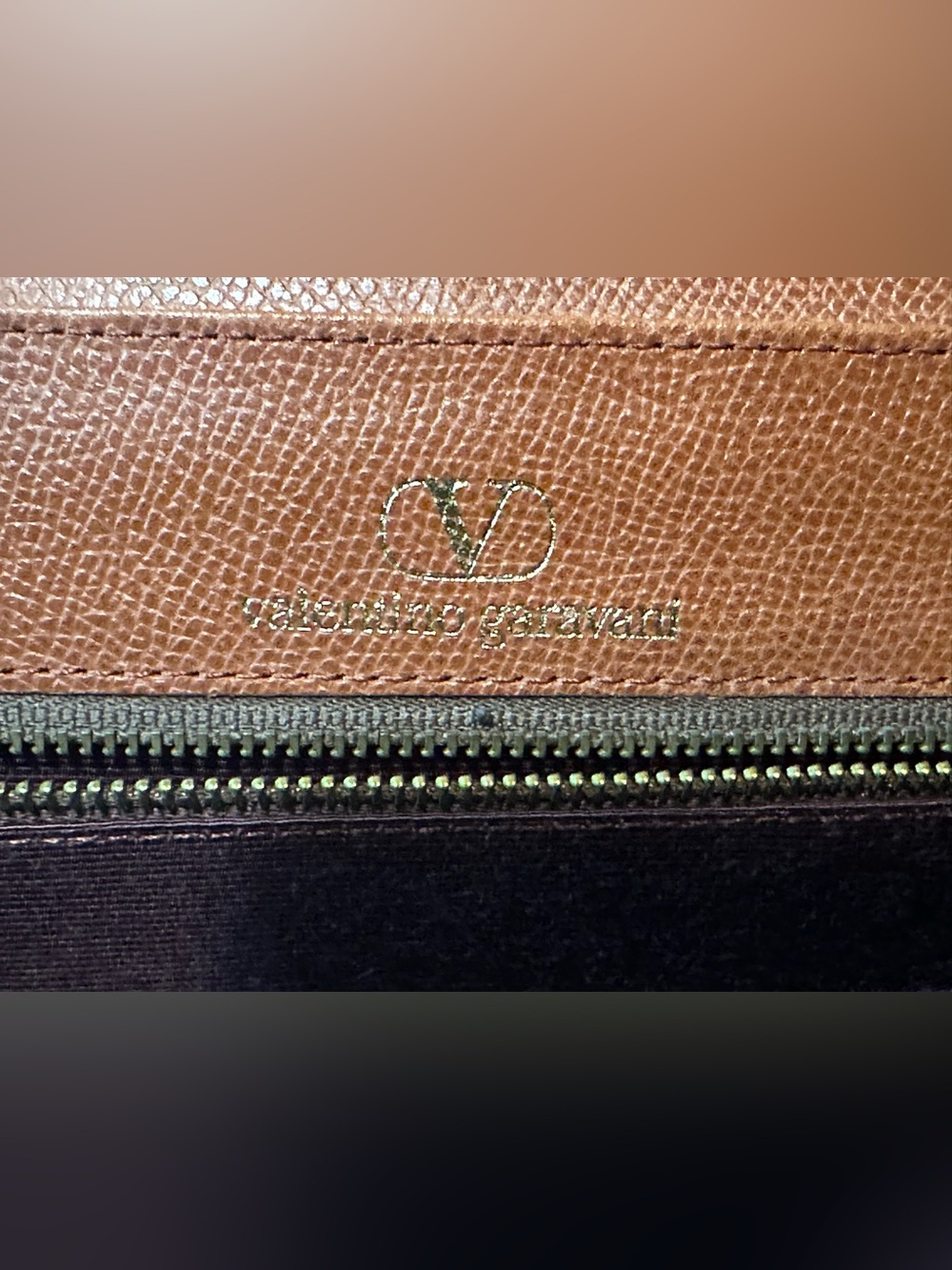 Valentino Garavani genuine leather crossbody bag with tassel Vintage - Picture 10 of 14